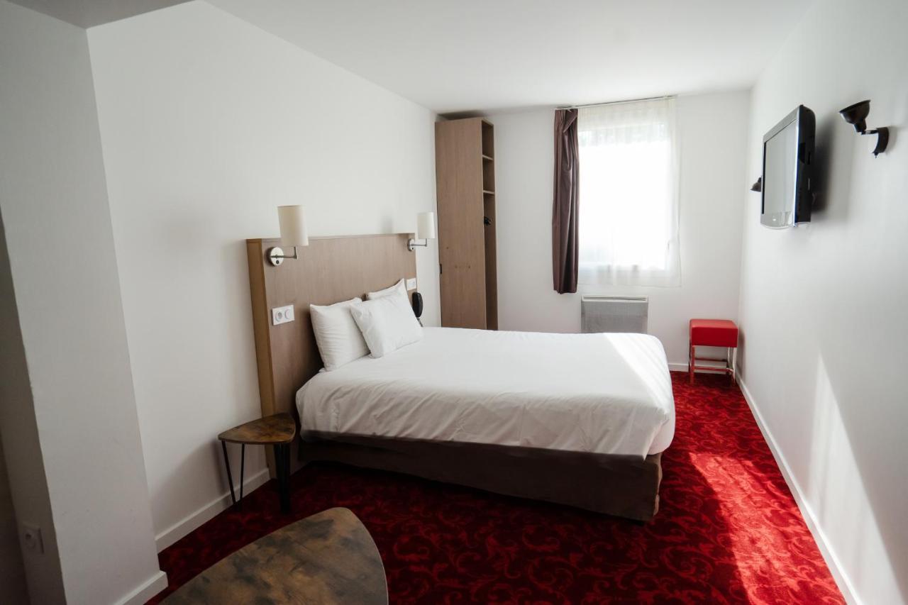 Brit Hotel Essentiel Cholet Kültér fotó