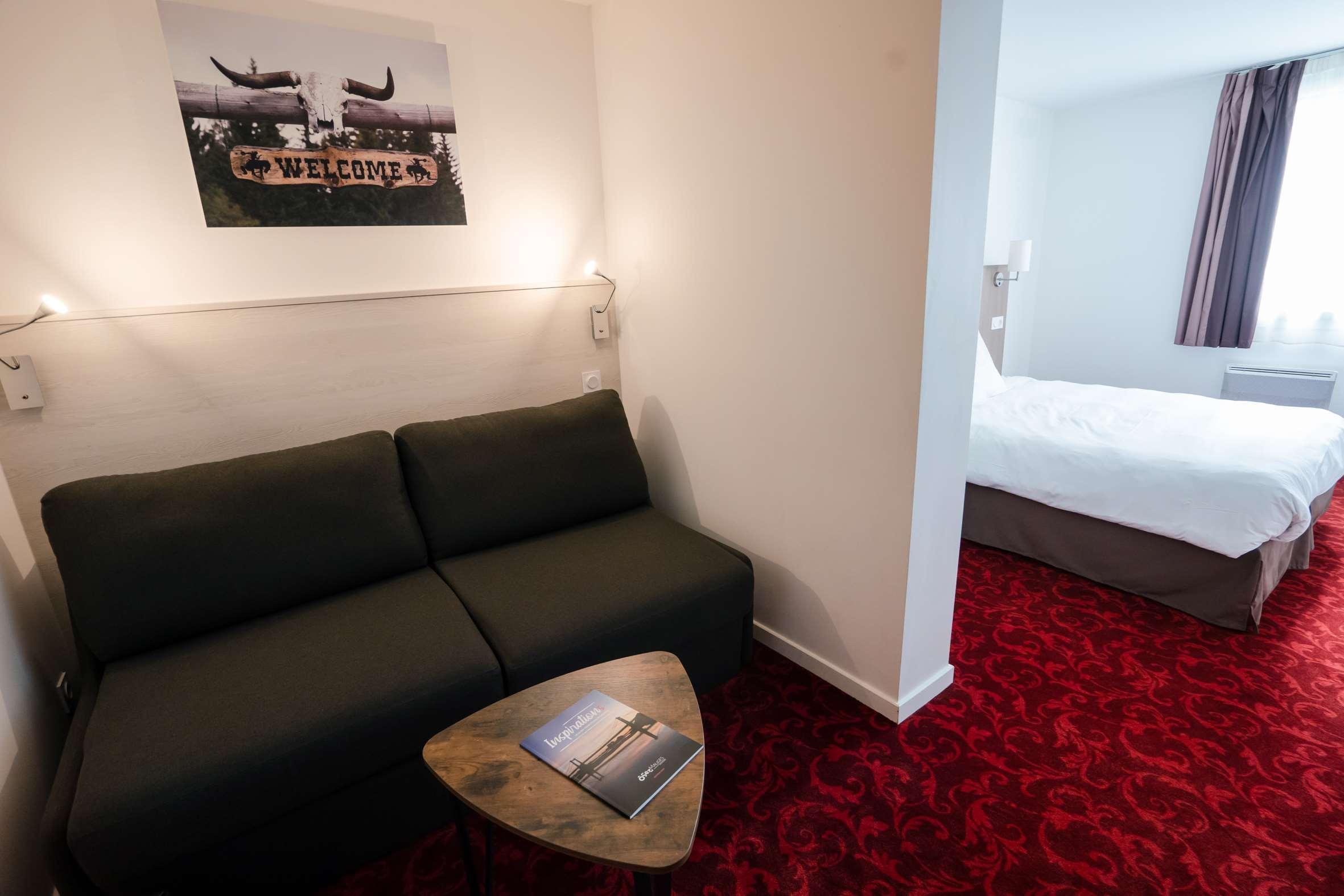 Brit Hotel Essentiel Cholet Kültér fotó