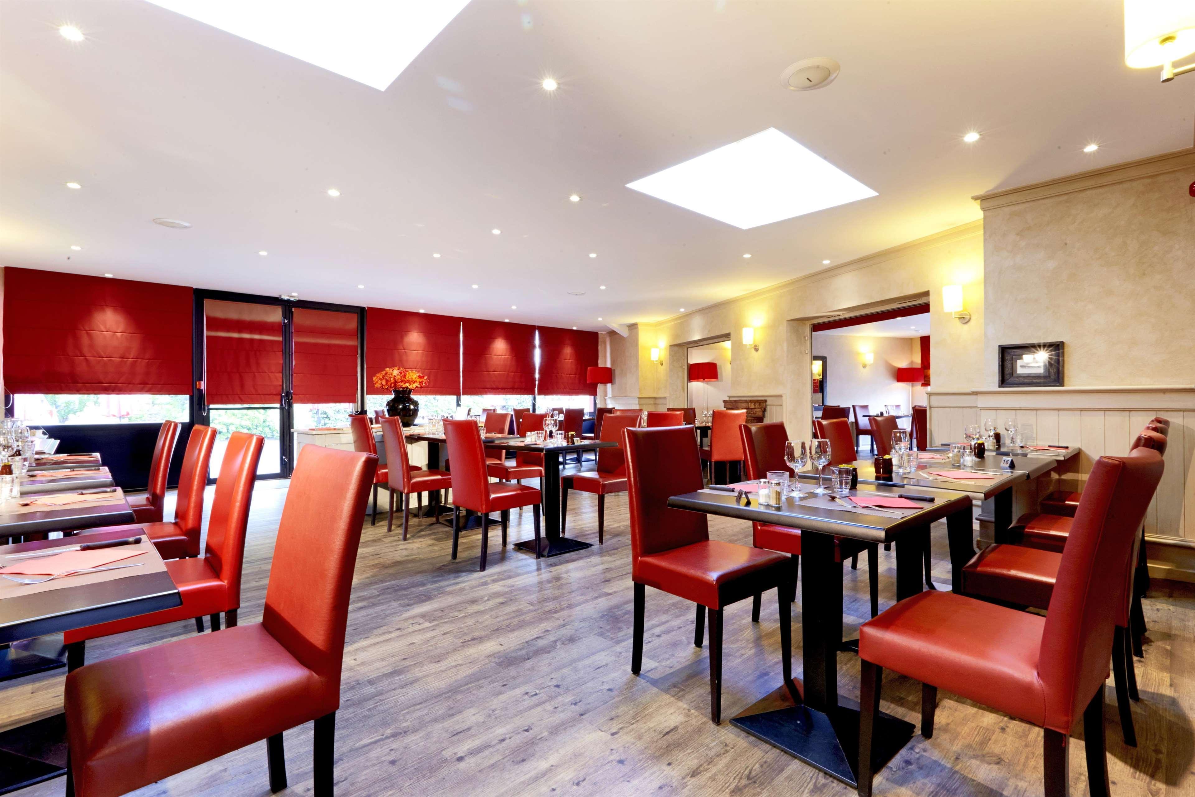 Brit Hotel Essentiel Cholet Kültér fotó