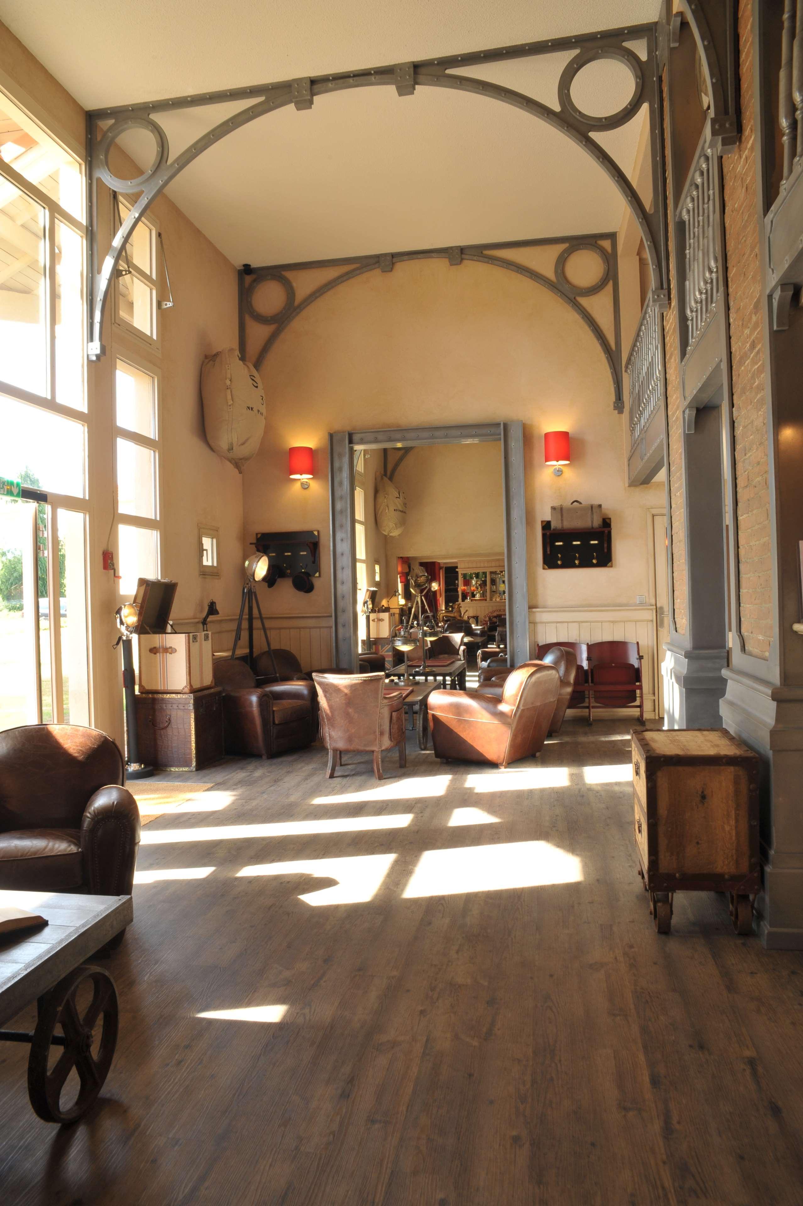 Brit Hotel Essentiel Cholet Kültér fotó