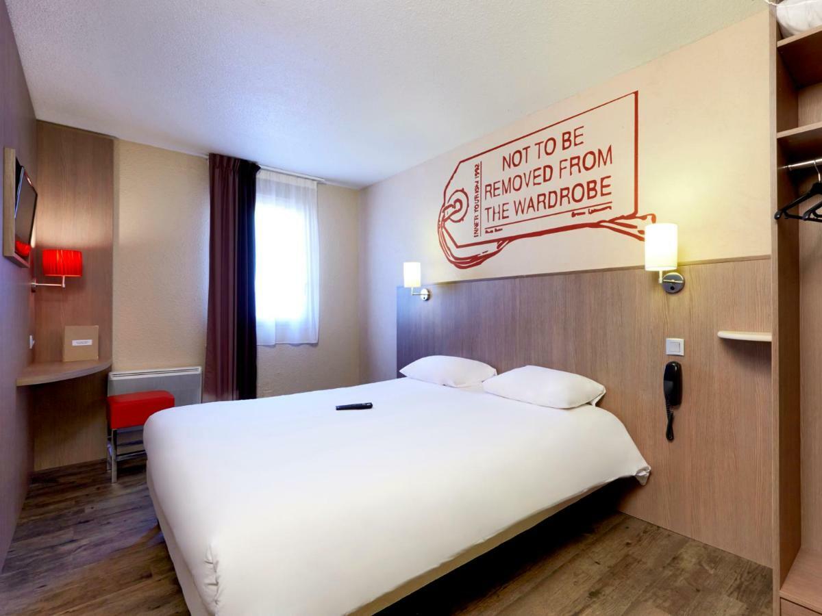 Brit Hotel Essentiel Cholet Kültér fotó